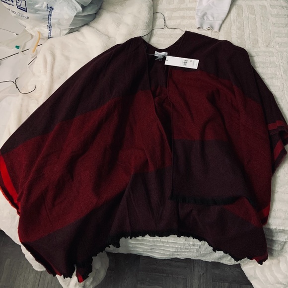 Calvin Klein sweater - Picture 1 of 2